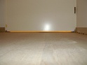 porte grande chambre: la porte n'est pas horizontale (jeu de 10mm à gauche et 15mm à droite)